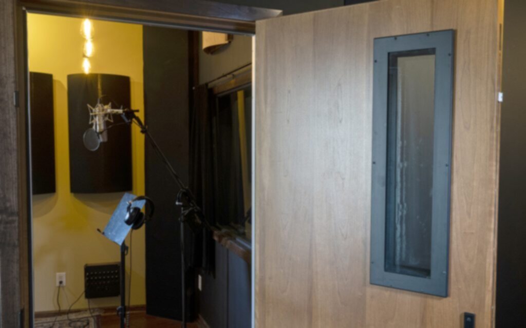 soundproof studio door