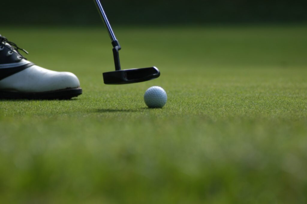 buy golf simulator